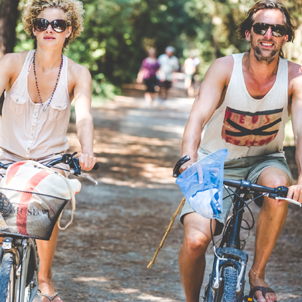 Coppia in bici