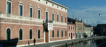 Sala Polivalente San Pietro, Palazzo Bellini